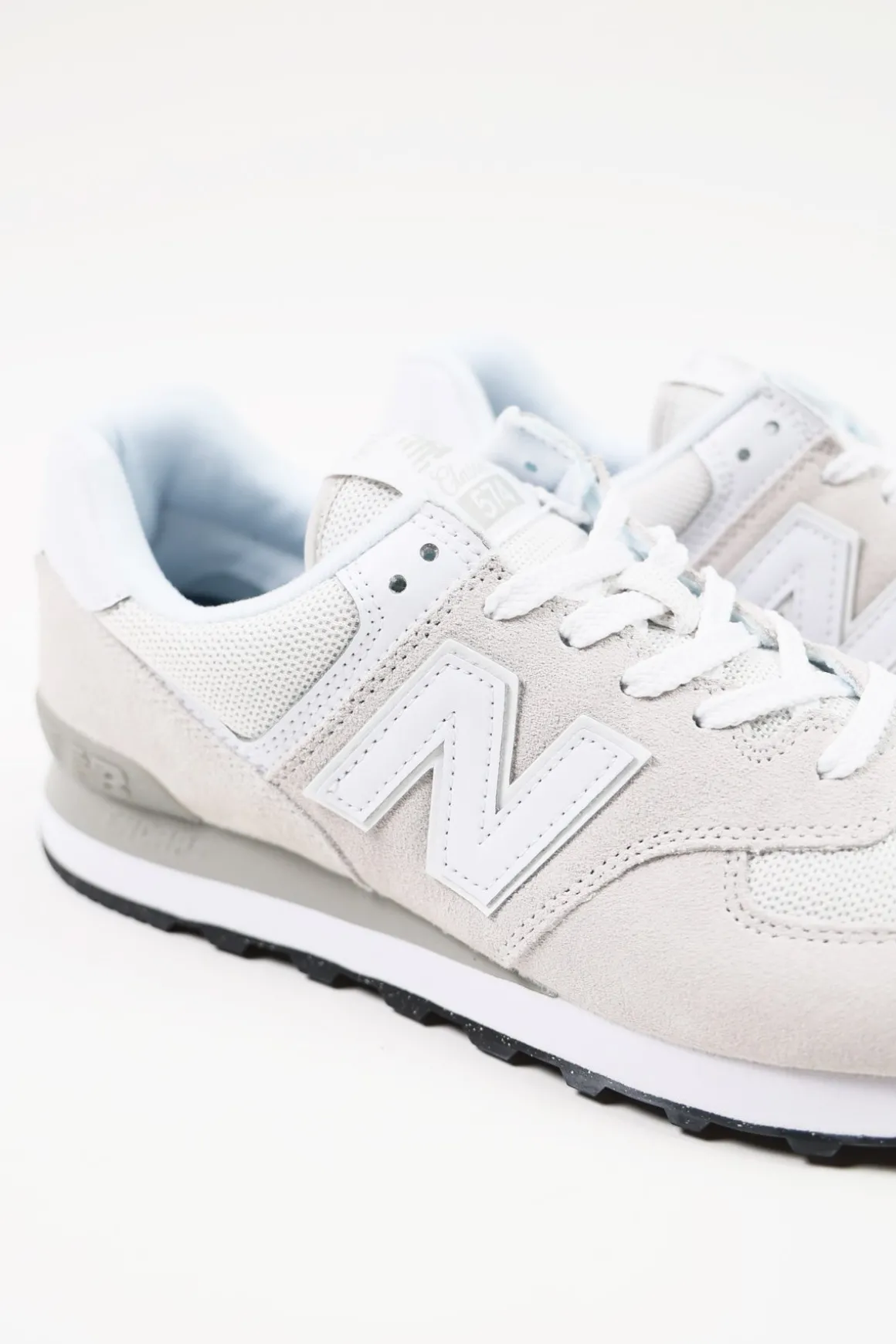 574 Core - Beige/White